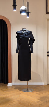 Omuzdan Şehnaz Elbise