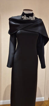 Omuzdan Şehnaz Elbise