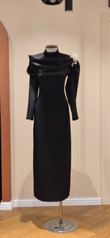 Omuzdan Şehnaz Elbise